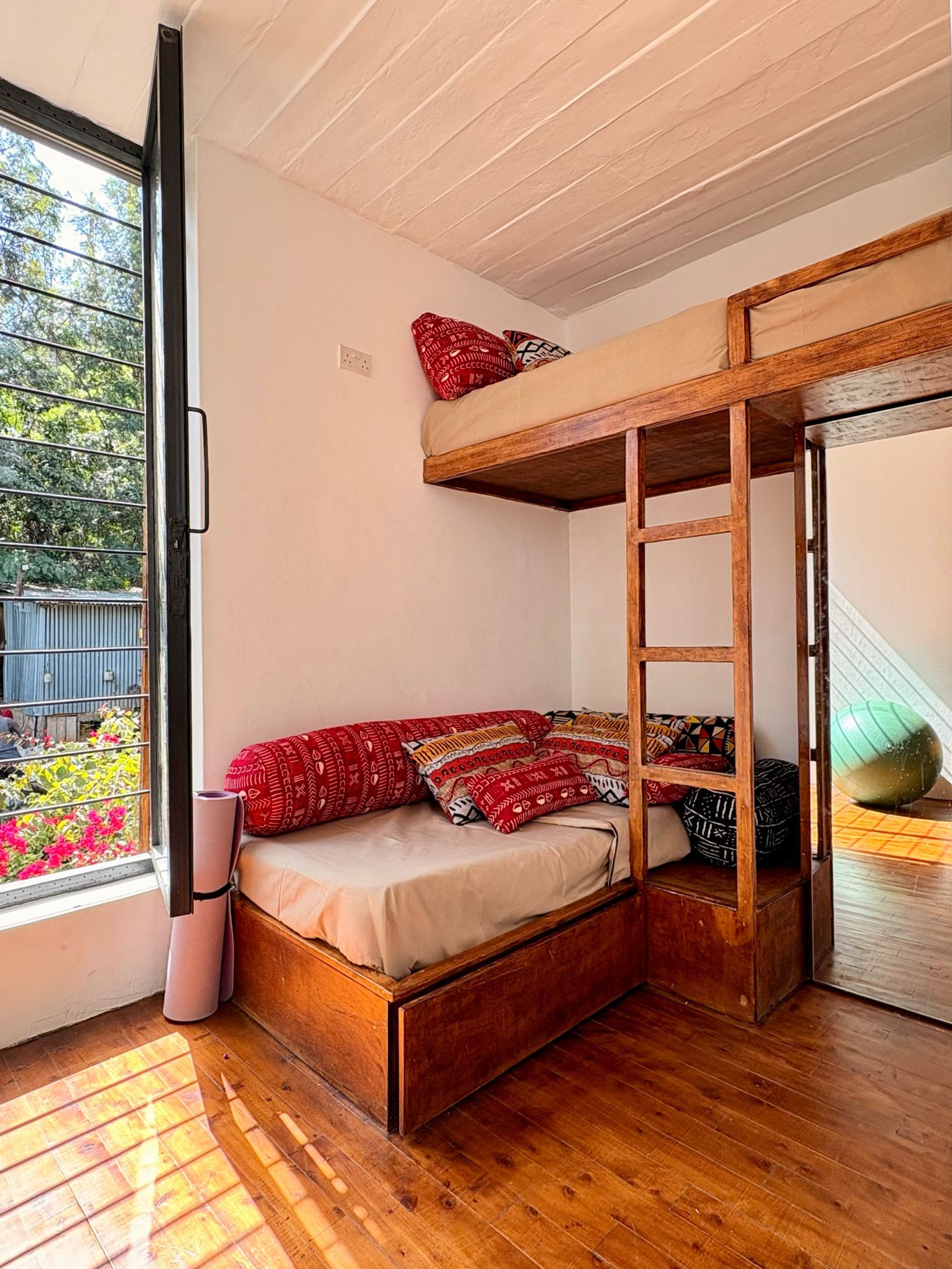 Zimmer mit Hochbett